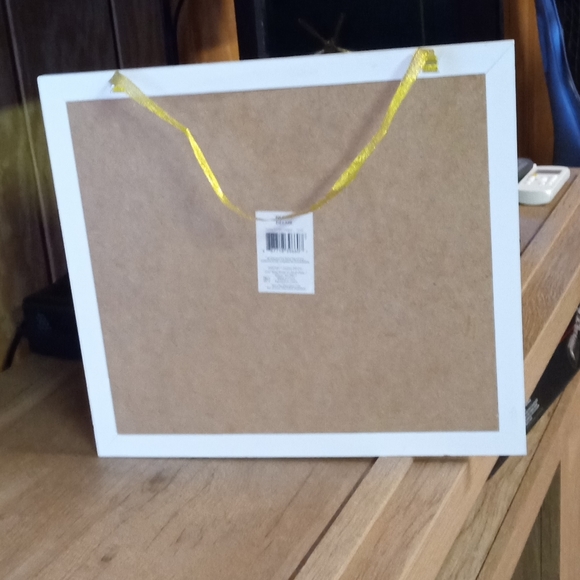 Decor - Picture 3 of 7